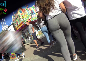 Teen In Tight Grey Leggings And Bubble Butt