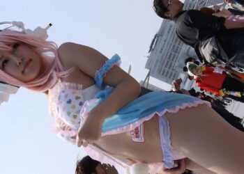 Asian Girls At Cosplay Events Zoom On Shaved Pussy And Hot Lace